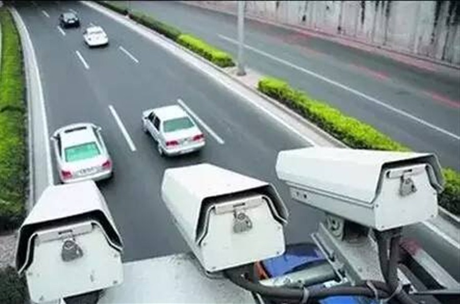 اصفهان؛ نصب ۳۰۰ دوربین هوشمند برای ارتقای ایمنی ترافیک